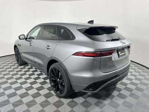 Used 2026 Jaguar F-PACE R-Dynamic S AWD/4WD image 3