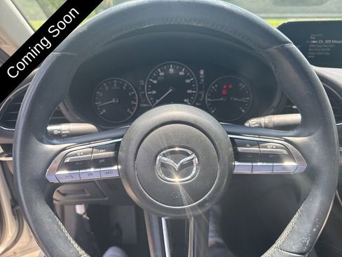 Used 2019 MAZDA MAZDA3 Sedan FWD image 16