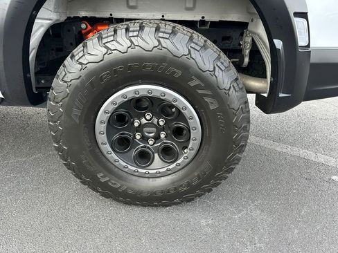 Certified 2025 Ford F150 Raptor AWD/4WD image 19