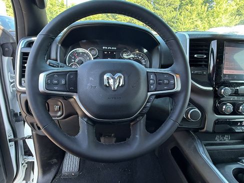 Used 2025 RAM 1500 Big Horn AWD/4WD image 25