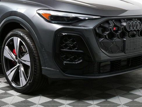 New 2026 Audi SQ5 Premium Plus image 39