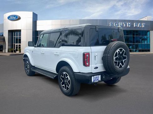 Certified 2025 Ford Bronco Outer Banks AWD/4WD image 3