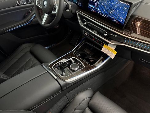 New 2026 BMW X5 xDrive50e w/ M Sport Package image 28