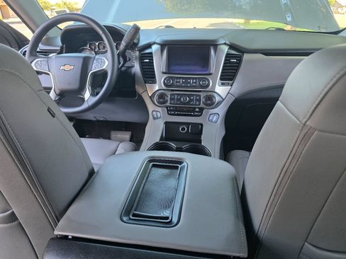 Used 2018 Chevrolet Tahoe LT RWD image 40