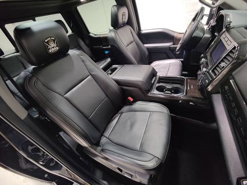 Used 2018 Ford F250 Lariat w/ Lariat Ultimate Package image 11