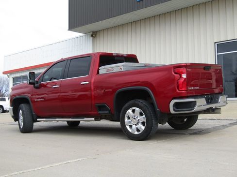 Used 2022 Chevrolet Silverado 2500 LTZ w/ LTZ Plus Package image 10