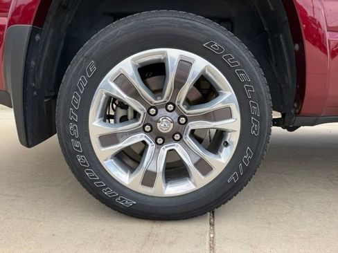 Used 2023 RAM 1500 Limited AWD/4WD image 10