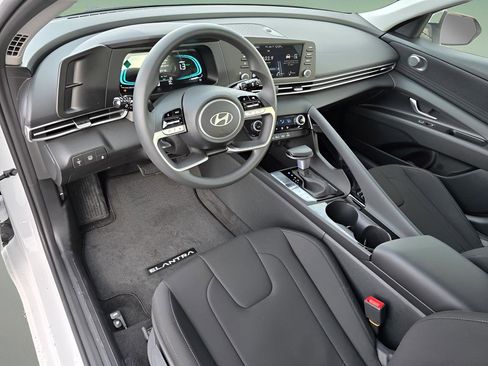 New 2026 Hyundai Elantra Blue image 14