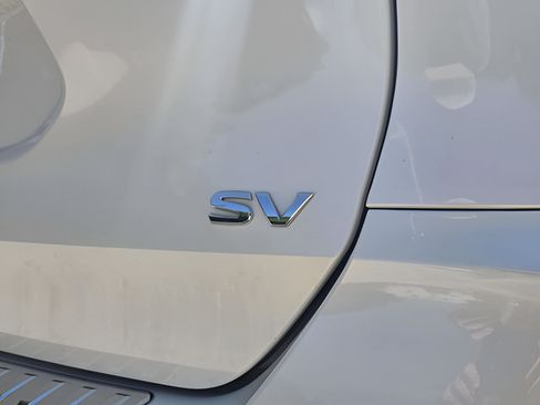 Used 2020 Nissan Rogue SV w/ Premium Package FWD image 17