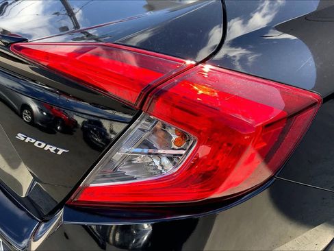 Used 2020 Honda Civic Sport image 33