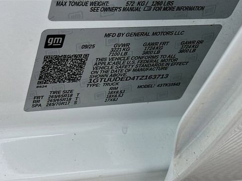 Used 2026 GMC Sierra 1500 SLT AWD/4WD image 36