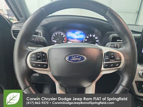 Used 2022 Ford Explorer XLT w/ Equipment Group 202A image 21