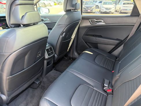 Used 2025 Kia Sportage SX Prestige AWD/4WD image 17