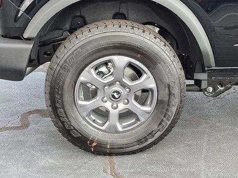 New 2025 Ford Bronco Big Bend image 9