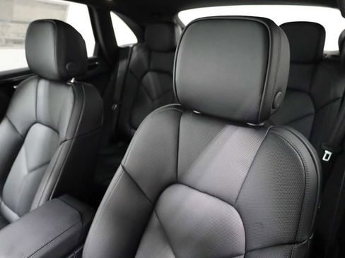New 2026 Porsche Macan AWD/4WD image 19