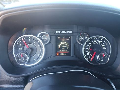 Used 2024 RAM 2500 Big Horn w/ Bed Utility Group image 10