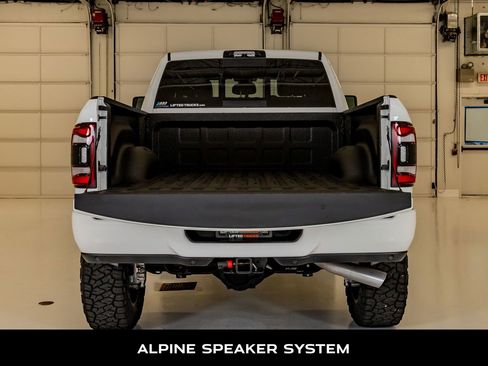 Used 2023 RAM 2500 Laramie w/ Night Edition AWD/4WD image 9