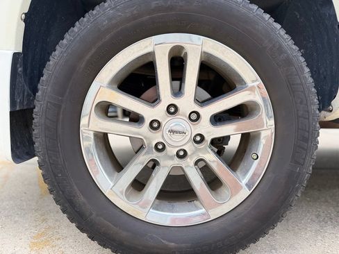 Used 2011 Nissan Titan SL w/ Heavy Metal Edition Pkg AWD/4WD image 11