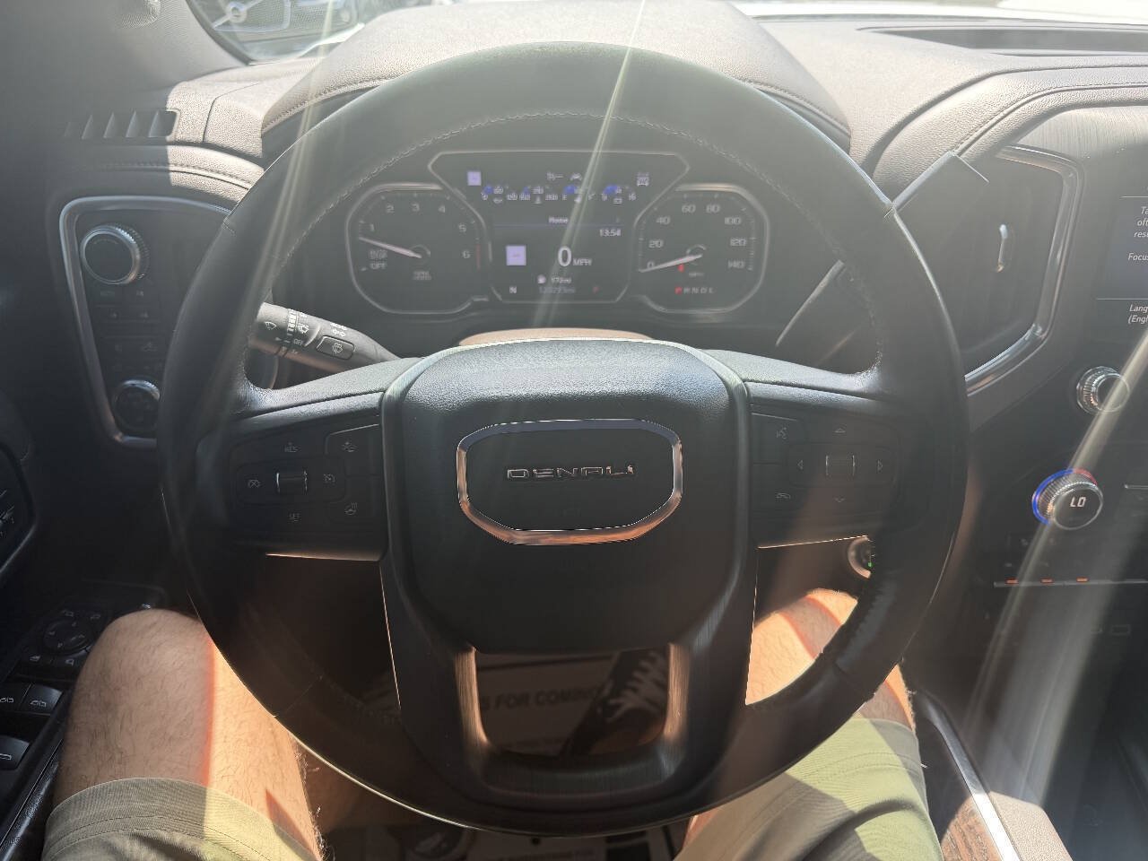 Used 2019 GMC Sierra 1500 Denali w/ Denali Ultimate Package AWD/4WD image 14