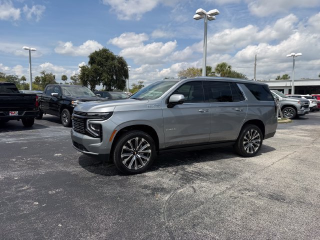 New 2026 Chevrolet Tahoe High Country AWD/4WD image 2