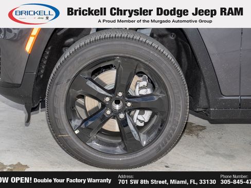 New 2025 Jeep Grand Cherokee L Altitude image 42