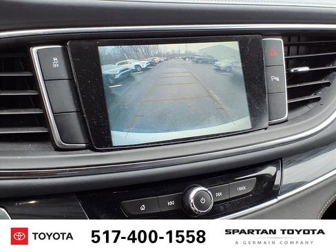 Used 2018 Buick Enclave Essence FWD image 25