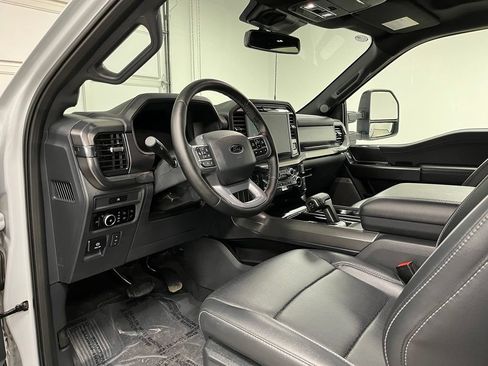 Used 2025 Ford F150 Lariat AWD/4WD image 20