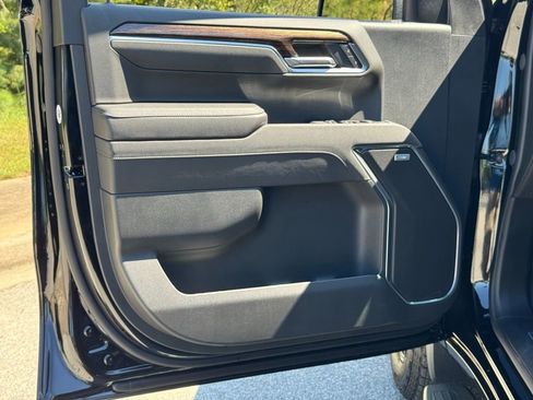 New 2026 GMC Sierra 1500 Elevation w/ Preferred Package image 18