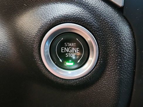 Used 2022 GMC Sierra 2500 AT4 AWD/4WD image 9