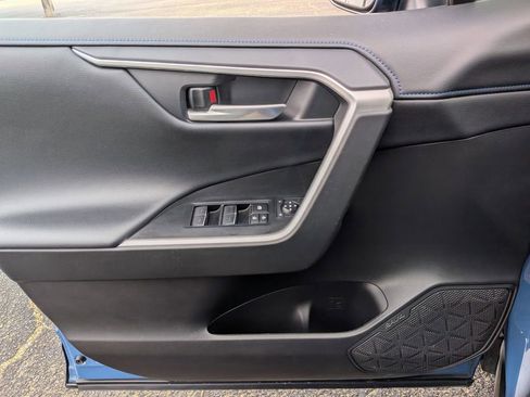 Used 2023 Toyota RAV4 XSE image 12