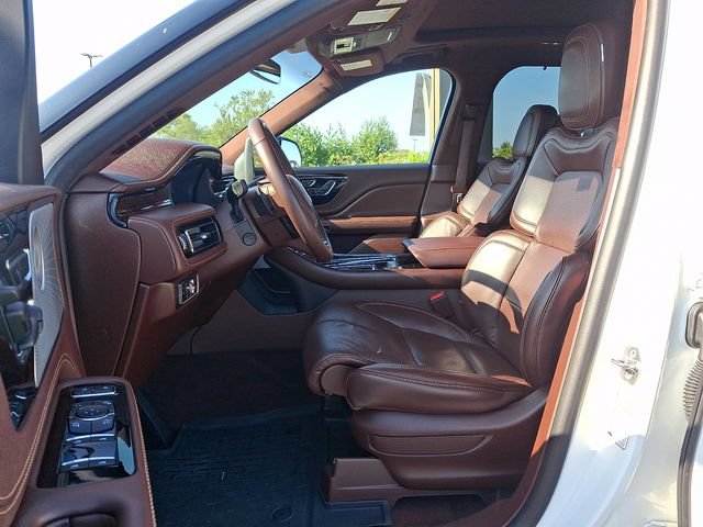 Used 2023 Lincoln Aviator Black Label w/ Jet Package AWD/4WD image 13