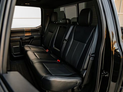 Used 2022 Ford F250 Lariat w/ Black Appearance Package image 74