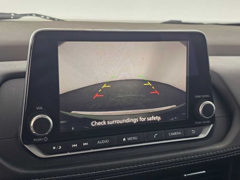 Used 2023 Nissan Rogue SV w/ SV Premium B Package FWD image 27