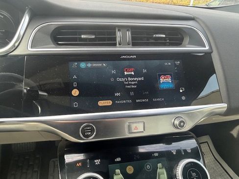 Certified 2022 Jaguar I-PACE HSE image 28