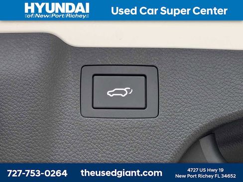 Used 2018 Hyundai Santa Fe Sport w/ 2.4L Tech Package 04 image 13