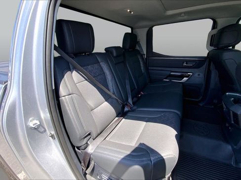Used 2024 Toyota Tundra Limited AWD/4WD image 19