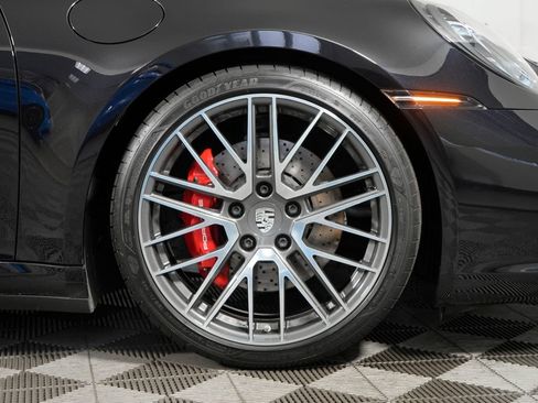 Certified 2022 Porsche 911 Carrera S RWD image 25