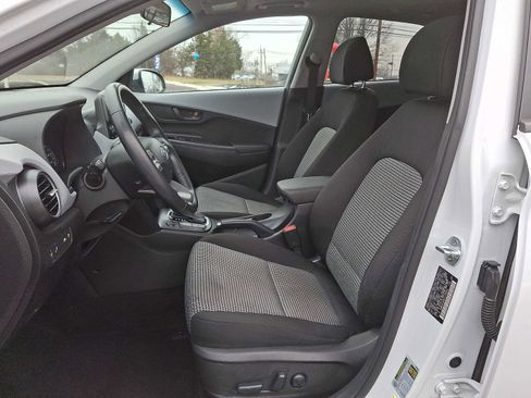 Used 2018 Hyundai Kona SEL w/ SEL Tech Package 02 image 10