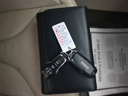 Used 2016 Lincoln MKX Select w/ Select Plus Package image 9