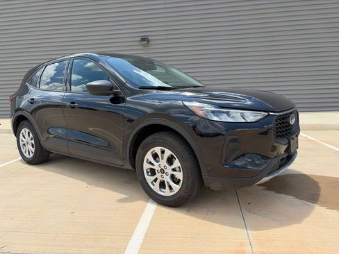 Certified 2025 Ford Escape Active AWD/4WD image 1