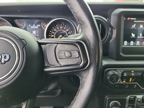 Used 2022 Jeep Wrangler Unlimited Sport image 23