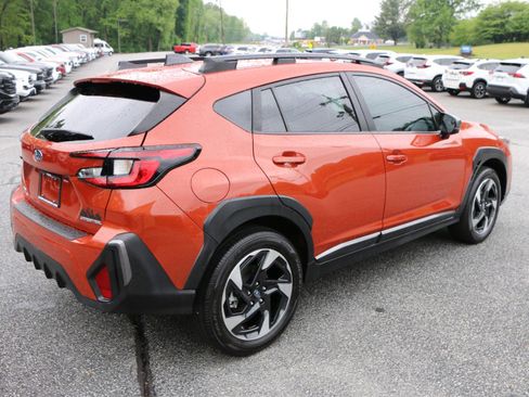 Used 2024 Subaru Crosstrek 2.5i Limited AWD/4WD image 8