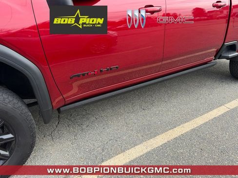 Used 2024 GMC Sierra 2500 AT4 w/ AT4 Premium Plus Package image 3