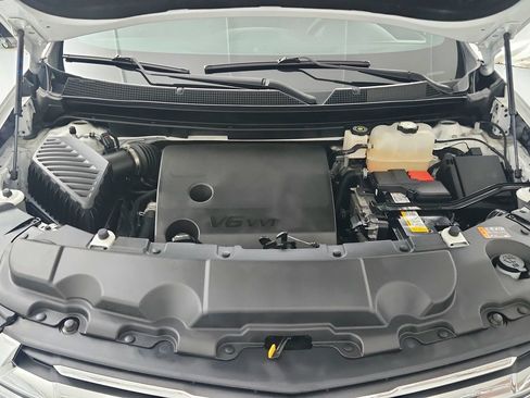 Certified 2023 Chevrolet Traverse LT FWD image 30