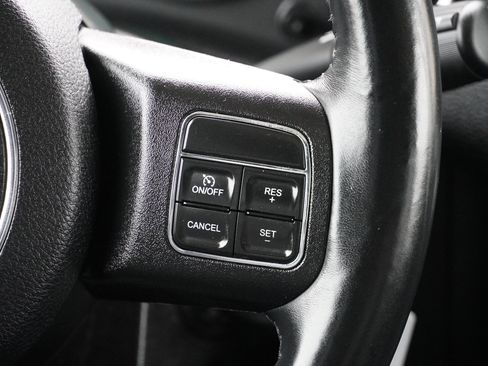 Used 2015 Jeep Wrangler Unlimited Sahara w/ Connectivity Group image 29