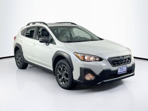 Used 2022 Subaru Crosstrek 2.5i Sport w/ Moonroof Package AWD/4WD image 3