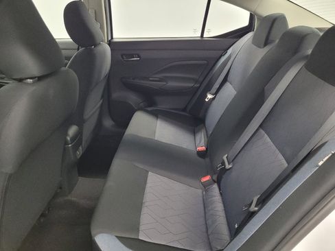 Used 2025 Nissan Versa SV FWD image 18