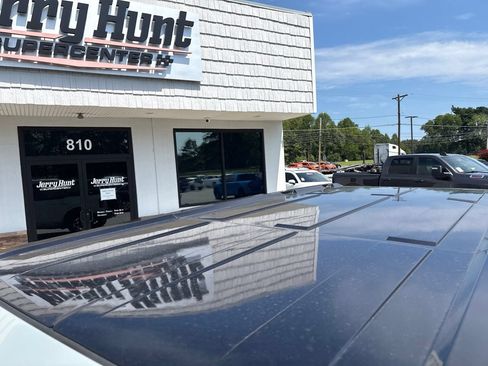 Used 2024 Ford Bronco Outer Banks AWD/4WD image 14