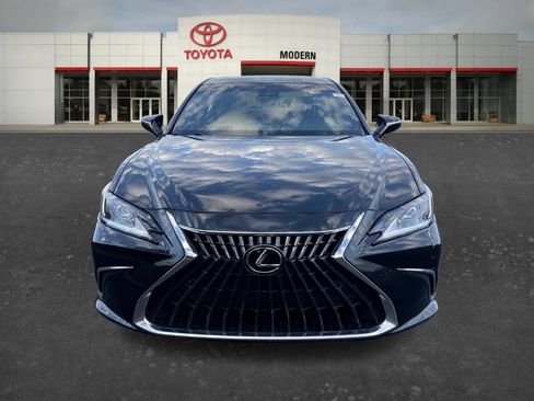 Used 2024 Lexus ES 350 w/ Premium Package image 2