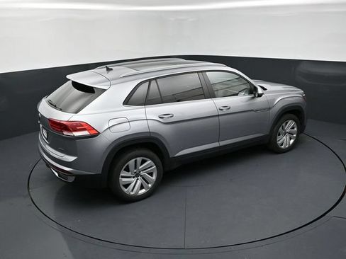 Used 2021 Volkswagen Atlas Cross Sport SE w/ Panoramic Sunroof Package AWD/4WD image 14